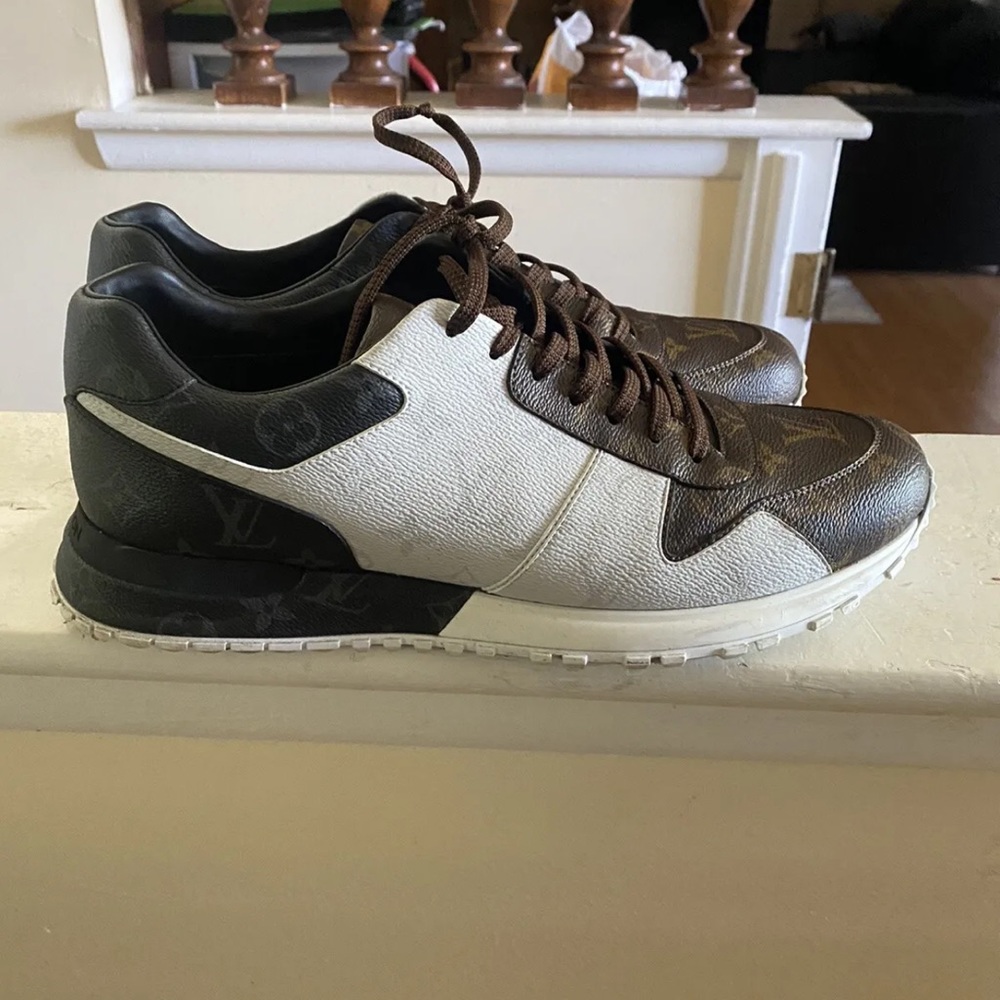 Louis Vuitton Monogram Sneakers